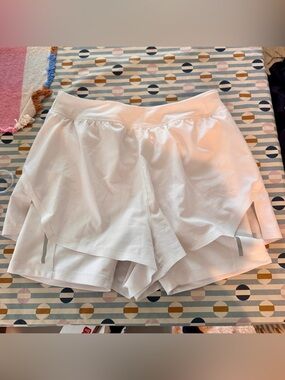 Women’s White 2 in 1 Stretchtech Running Shorts